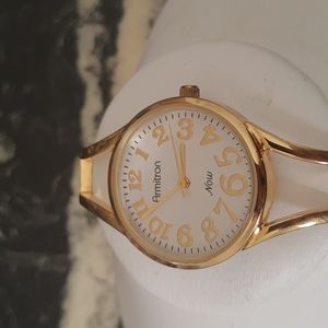Women's watch